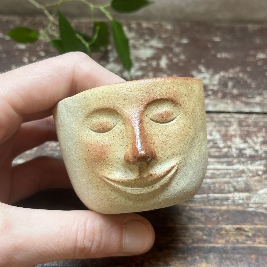 Mini květináček/kalíšek s obličejem