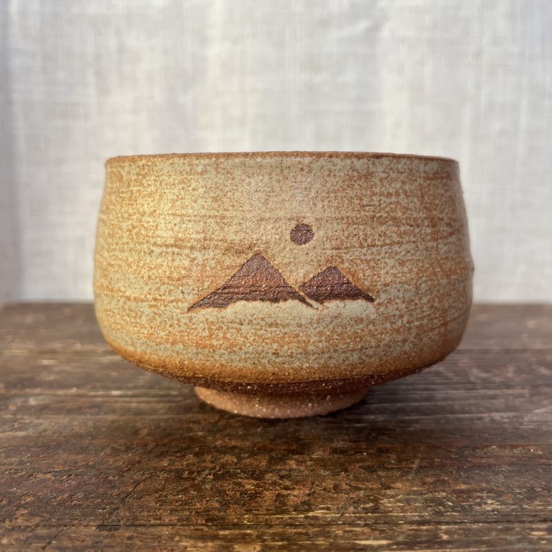 Drobný chawan s horami