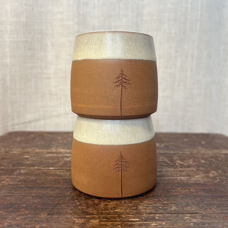 Dvojice kalíšků Smrky