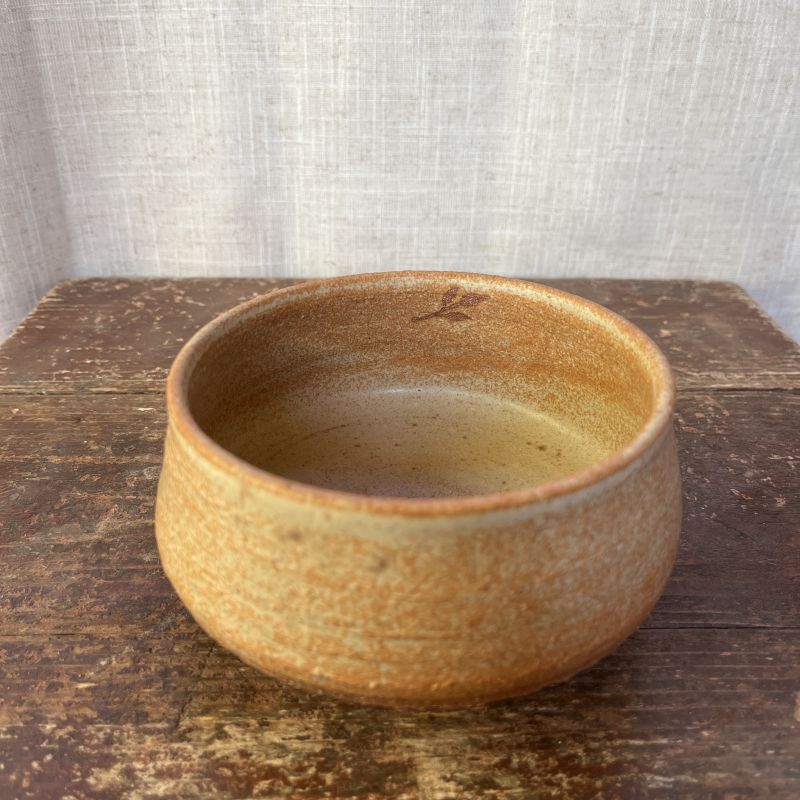 Chawan béžový s drobnou větvičkou