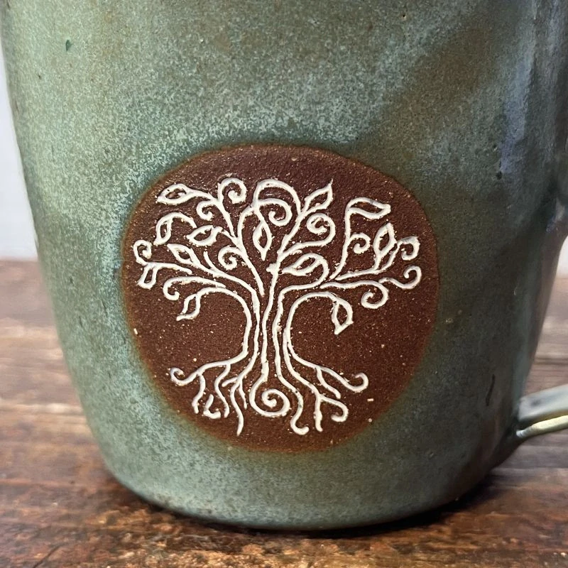 Hrnek Yggdrasil