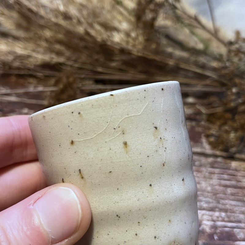 Yunomi šálek krémový