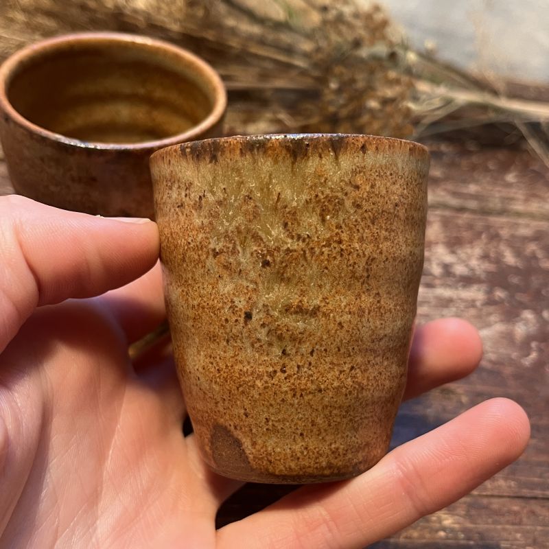 Dvojice yunomi šálků Rust