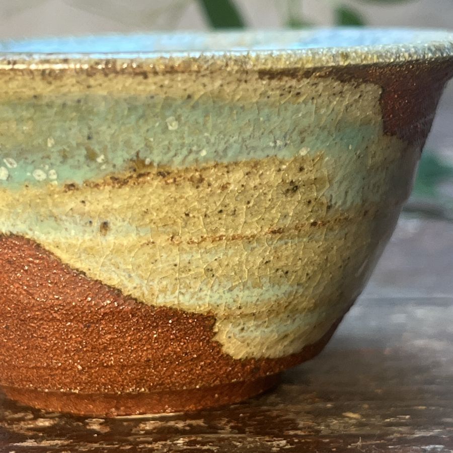 Dřevem pálený šálek tyrkysový