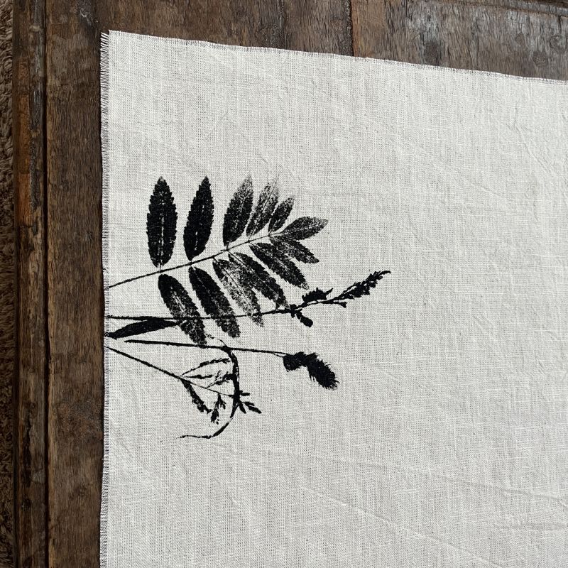 Lněné chabu s loukou v krémové barvě