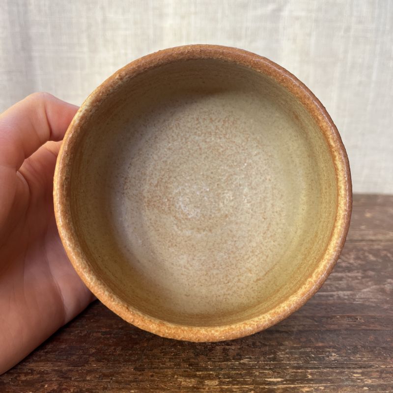 Drobný chawan s horami