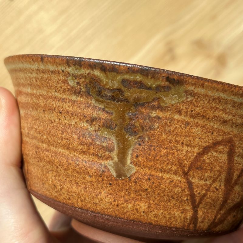 Chawan/miska se železitou malbou