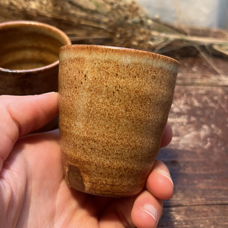 Dvojice yunomi šálků Rust