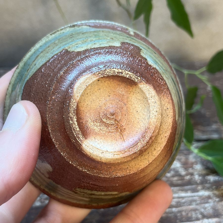 Dřevem pálený šálek tyrkysový