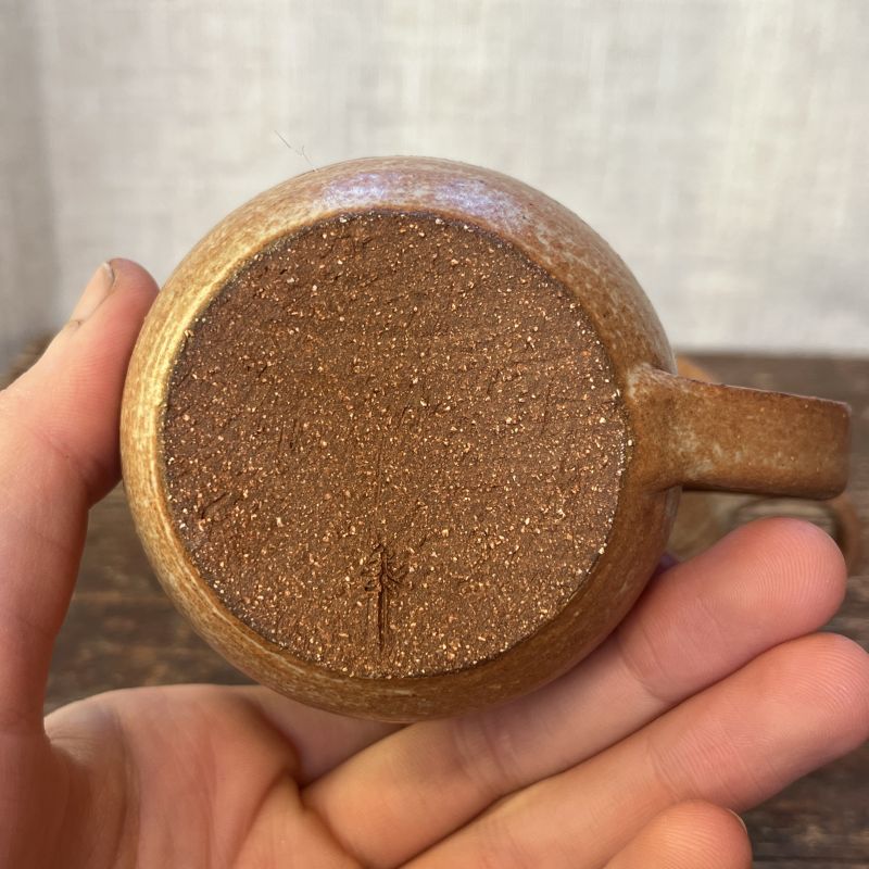 Dvojice malých hrnečků na kafe