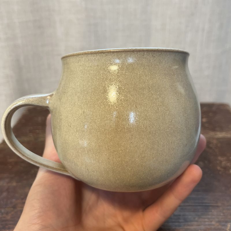 Hrnek Louka s krémovou glazurou