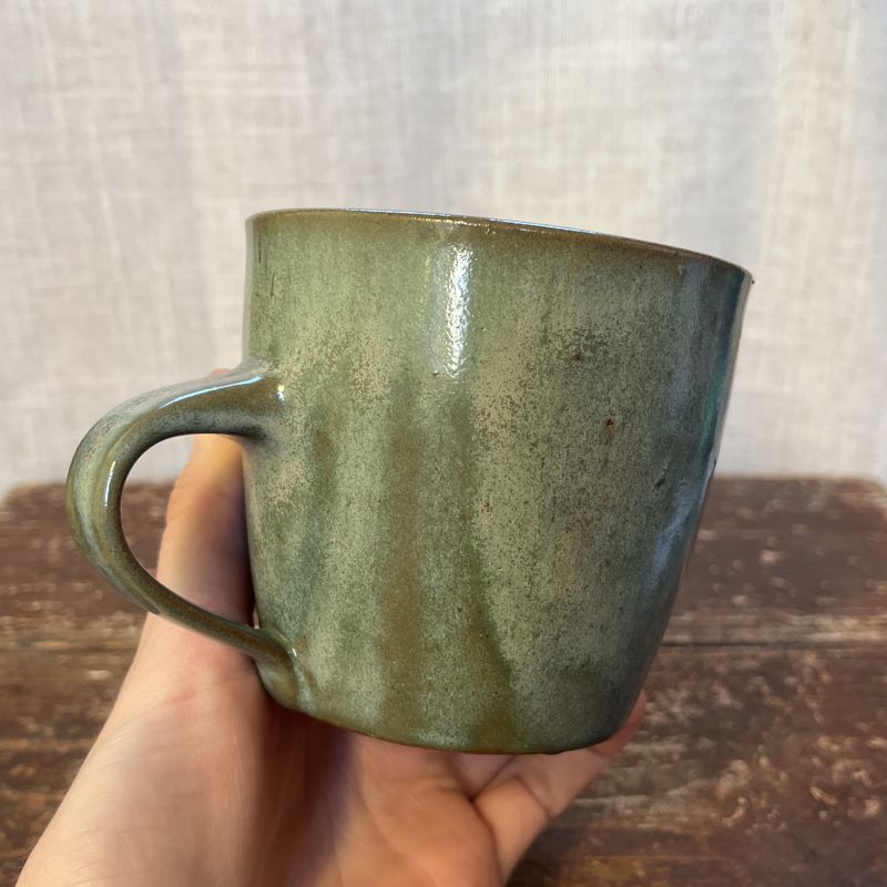 Hrnek Vegvísir tmavý