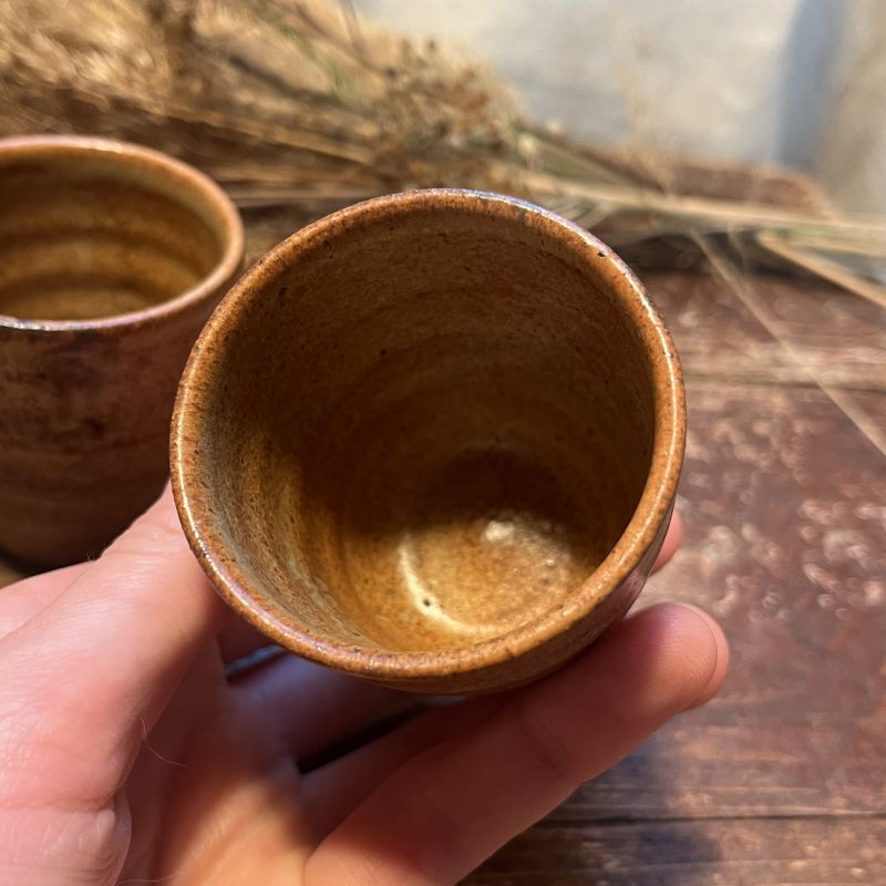 Dvojice yunomi šálků Rust