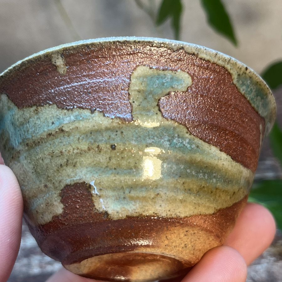 Dřevem pálený šálek tyrkysový