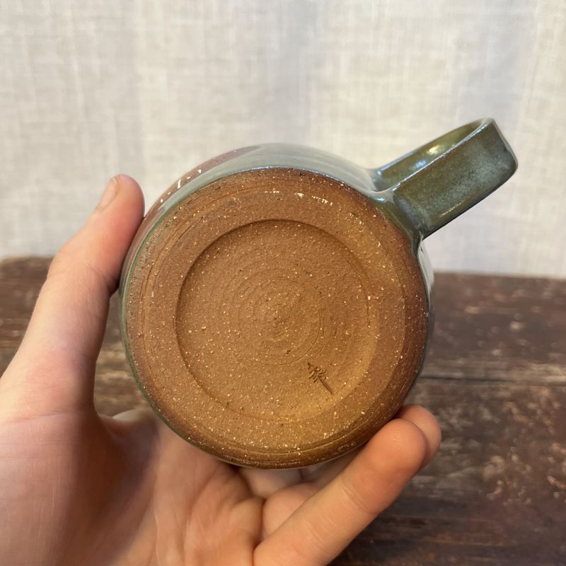 Hrnek Vegvísir tmavý