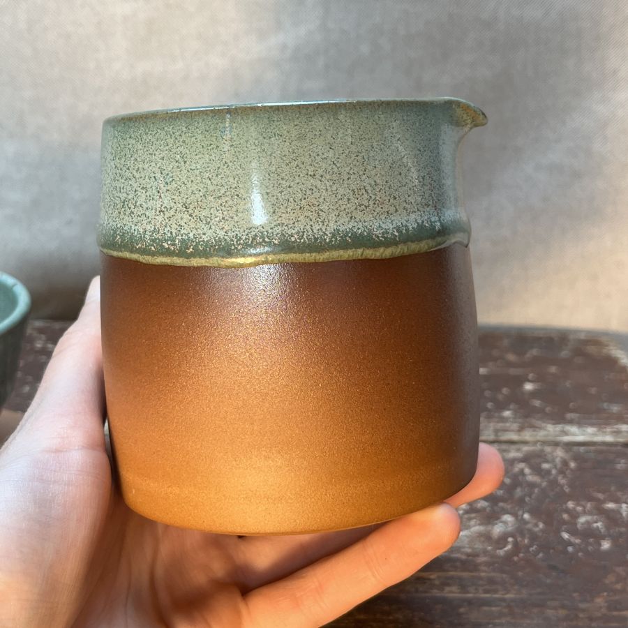 Kávový set - dripper a džbánek se smrky