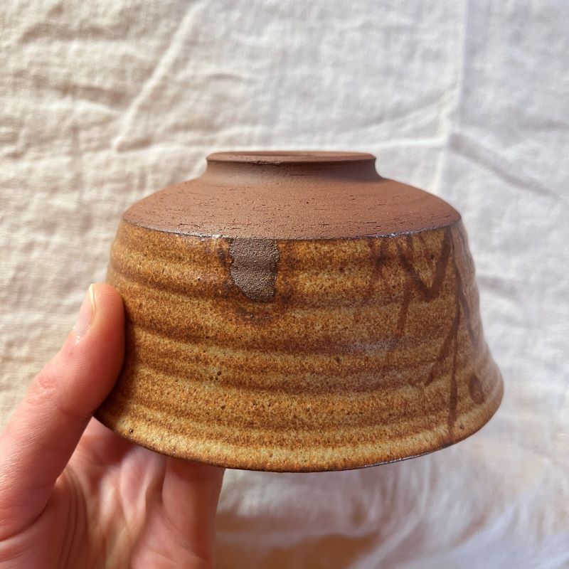 Chawan/miska se železitou malbou